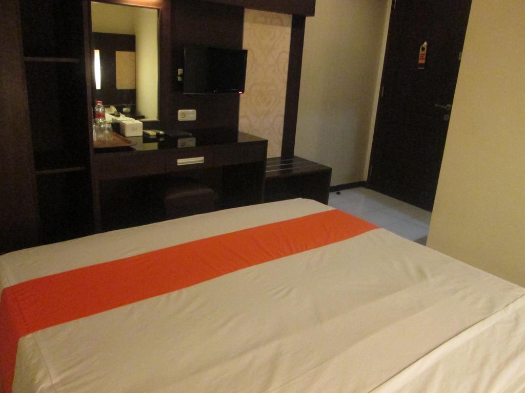 Hotel Wisanti Yogyakarta Buitenkant foto