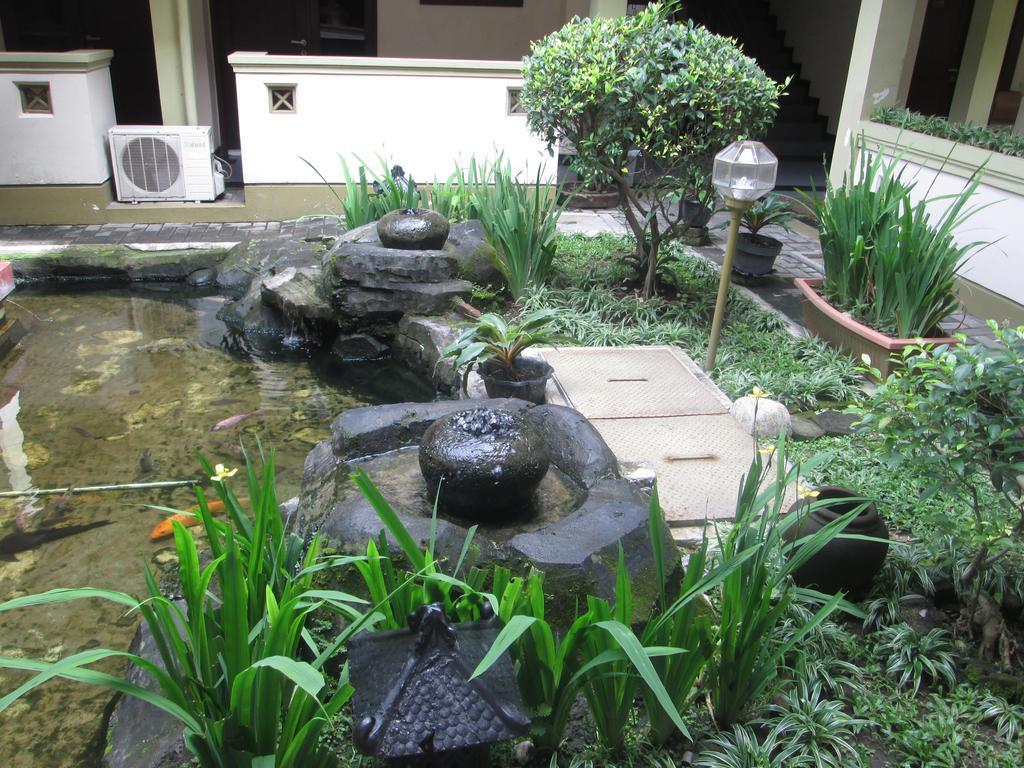 Hotel Wisanti Yogyakarta Buitenkant foto