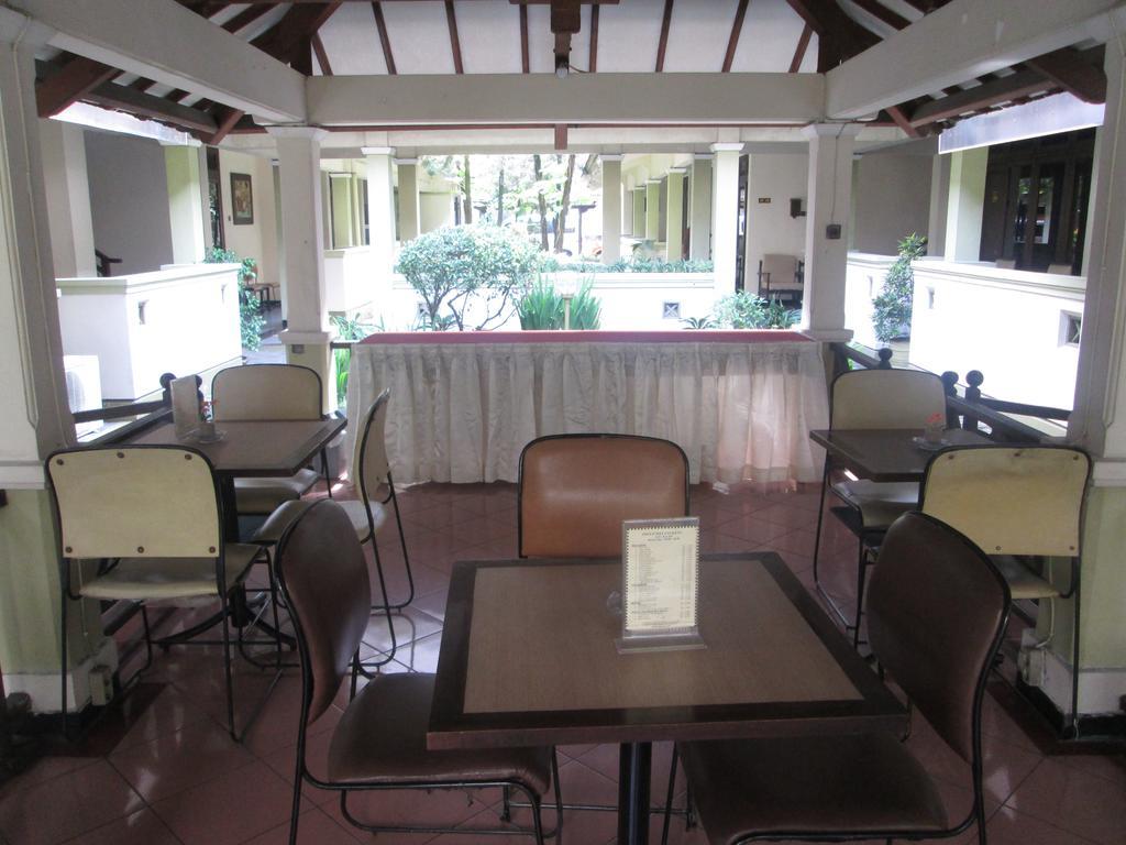 Hotel Wisanti Yogyakarta Buitenkant foto