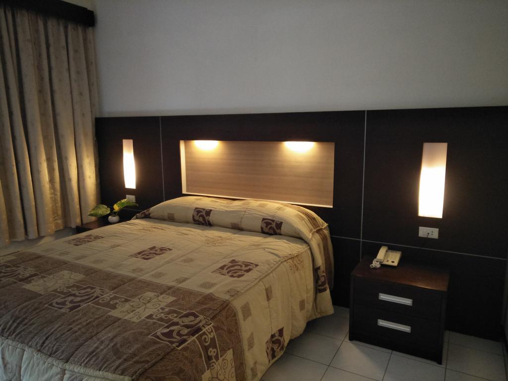 Hotel Wisanti Yogyakarta Buitenkant foto